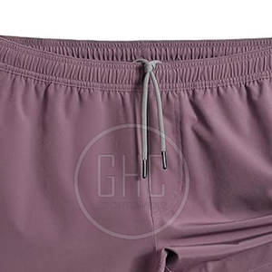 Short à coupe croisée en matériau durable et sur mesure pour hommes, décoration à motif solide pour salle de sport, fitness, entraînement décontracté en plein air - Product Image 6