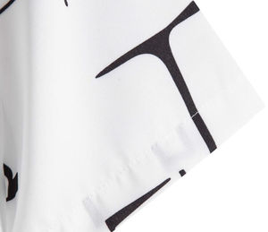 เสื้อยืดคอตตอน 100% พิมพ์โลโก้ เสื้อผ้าส่งเสริมการขายแบบกำหนดเอง ทรงเข้ารูป สไตล์ลำลอง สำหรับผู้ชาย ผลิตจากวัสดุรักษ์โลก - Product Image 3