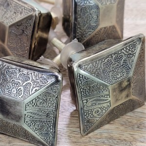 Brass antique <b>knob</b> pull cabinet drawer floral <b>for</b> home <b>dresser</b> door cabinet furniture decorative kitchen wardrobe handle <b>knobs</b> - Product Image 2