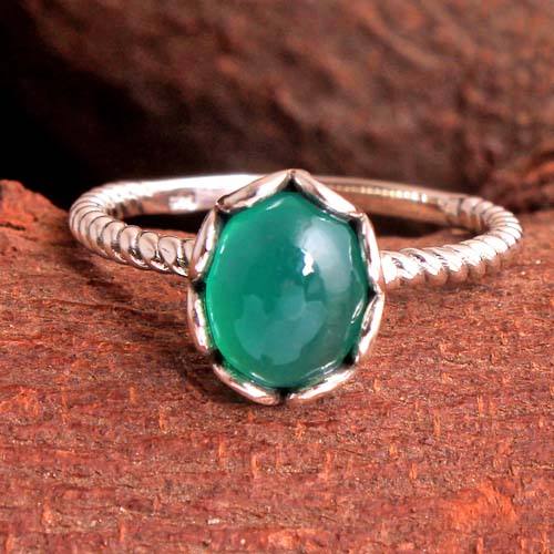 สีเขียว