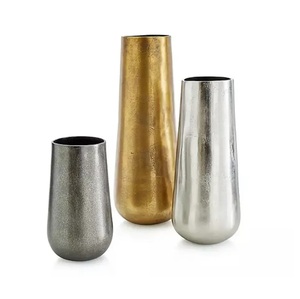White Flower Table galvanized <b>Vase</b> Wholesale Manufacturer Made in India High Quality Bulk Quantity Modern New Designs Commercial - Product Image 5