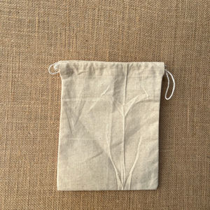 Pochette à cordon en coton biologique imprimé de logo personnalisé mini fourre-tout sacs à poussière pour cosmétiques bijoux 100% coton quantité minimale de commande 50 commande en gros - Product Image 1