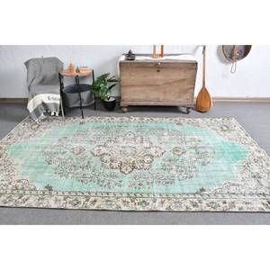Alfombra turca vintage de 5,5x9,7 pies, tejido plano de lana verde y Beige con patrón de retazos para decoraciones de sala de estar o uso en el pasillo - Product Image 1