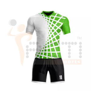 Uniformes de fútbol, camisetas de fútbol y conjuntos de pantalones cortos para equipos deportivos hechos en Sialkot Pakistán - Product Image 4