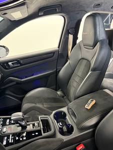 BONNE AFFAIRE 2022 Po-rs-che Ca-yen-ne Tu-rbo GT TRANSMISSION AUTOMATIQUE V8 Cylindres Sièges en Cuir - Product Image 4