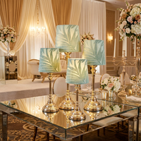 Lampe de table sans fil de luxe avec base dorée et tige en céramique, élégante veilleuse pour mariage, anniversaire et décoration de restaurant
