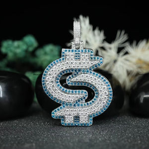 Colgante de Diamante de Corte Brillante Redondo de Moissanita Personalizado, Joyería de Lujo de Plata 925 para Hombre y Mujer de Phoenix Enterprise - Product Image 1