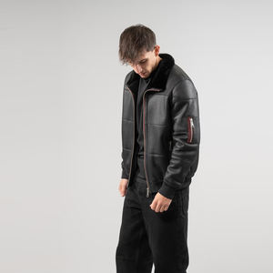 Chaqueta de Cuero Vacuno Negro para Hombre con Cuello de Piel - Product Image 3