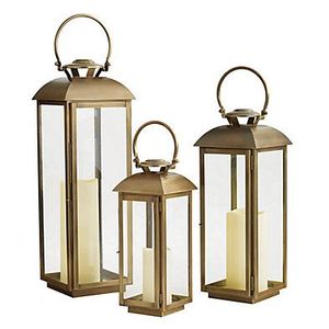 Linterna de latón hecha a mano con patrones únicos, perfecta para decoración tradicional del hogar o acentos de iluminación de jardín al aire libre - Product Image 2