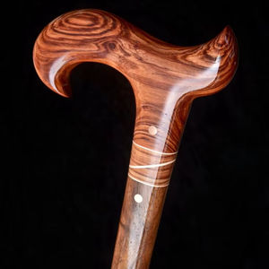 15 años de diseño personalizado de fábrica Popular 122cm barnizado Camping madera senderismo bastón - Product Image 3