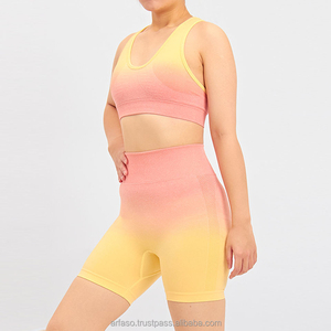 Fabricant OEM Vêtements de sport Nouveau printemps Vêtements de sport de fitness Shorts d'entraînement pour femmes Ensemble de shorts de sport sans couture - Product Image 5