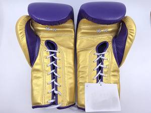 Gants de boxe de qualité supérieure, confortables, respirants, sur mesure, couleur or violet, design à lacets, fabriqués en cuir véritable - Product Image 5