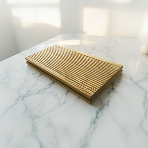 Oferta Imperdible: Tarima de Exterior Coreana Ecológica, Impermeable, de Madera y Plástico Compuesto, Innovadora, de Fácil Instalación sin Agujeros - Product Image 1