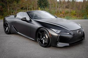 รถ Lexus LC 500 Convertible ปี 2022 สภาพดี ใช้งานน้อย 6,300 ไมล์ เครื่องยนต์ 5.0 ลิตร V8 ชุดแต่ง Touring พร้อมการปรับแต่งบางอย่าง - Product Image 3
