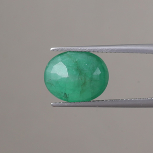 Vente en gros d'émeraude verte naturelle certifiée par un tiers IGI, pierre brute de 5,82 carats, taille ovale 13x10 mm, qualité supérieure, cirage/entretien à l'huile, bijoux - Product Image 3
