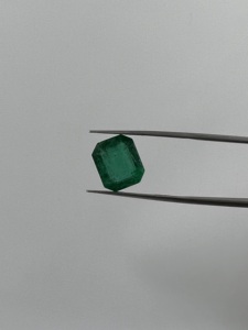 Octogone zambien naturel de qualité supérieure très fin et de haute qualité coupe 3.40 carats pour la fabrication de bijoux - Product Image 5