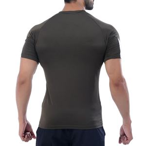 T-shirt de sport personnalisé OEM ODM à séchage rapide, design à empiècements sur le bras, col en V, vêtements de sport, fabricant, nouveau design athlétique - Product Image 2