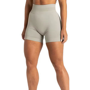 Shorts de yoga personnalisés avec logo imprimé pour femmes, en coton respirant, shorts chauds, taille adulte, fabriqués au Pakistan - Product Image 4