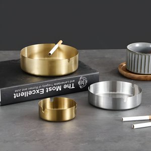 Hotselling Laiton Or Cendrier De Luxe Fait À La Main Premium Fumer Accessoire Usine Fournisseur En Gros pour Les Acheteurs Du Monde Entier - Product Image 1