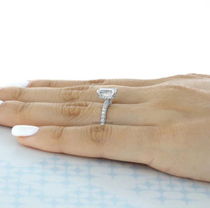 Bague Solitaire Moissanite de luxe en argent 925 2 carats pierre taillée émeraude bijoux de mariée de fiançailles faits à la main avec certificat GRA - Product Image 3