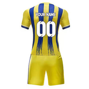 Vente en gros de vêtements de football personnalisés pour hommes, ensemble d'uniformes personnalisables, vêtements de sport par sublimation, y compris maillot de football, maillot de football - Product Image 2