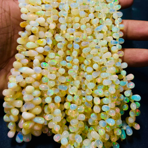 Perles en vrac de pierres précieuses en forme de larme d'opale éthiopienne naturelle 90-100 carats poids un brin environ - Product Image 1