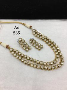 Diseñador atemporal Vintage Kundan Collares DE BODA Joyería exclusiva de latón para novias Damas DE HONOR Fiestas Ceremonias especiales - Product Image 3