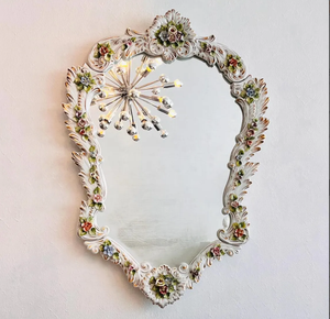 Espejo de pared de porcelana italiana Diseño veneciano de mediados de siglo Espejo de Venta caliente Decoración de lujo Espejo vertical de vidrio antiguo - Product Image 1