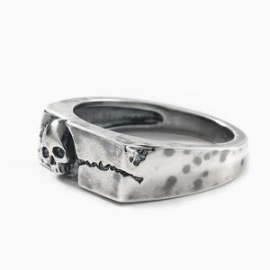 Jeulia Sterling Silver Vintage <b>Skull</b> Inlay Fashion Band <b>Ring</b> - Product Image 3