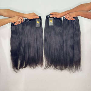 Lots de Cheveux Naturels Indiens Vierges Bouclés Non Traités, Tissés à la Machine, Vente en Gros pour Fournisseurs - Product Image 2