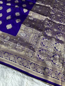 Améliorez votre style avec notre tissu de soie Banarasi doux fantaisie travail Latkan broderie de couleur vive longue longueur saree confortable - Product Image 3
