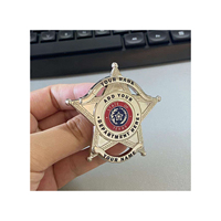 Muestra Gratuita de Insignia Personalizada de Latón Metálico con Relieve 3D para Detective Privado o Capellán