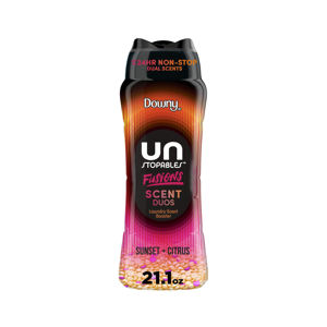 Downy Unstopables Fusions In Wash Scent Booster Beads Tecnología de fragancia dual de larga duración empaquetada para distribuidor global - Product Image 5