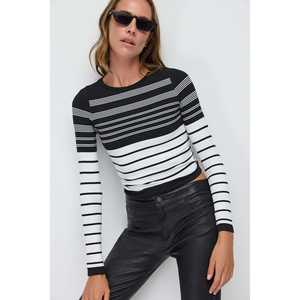 Blusa a rayas de manga larga - Product Image 1