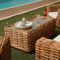 Luxueux ensemble de salon en rotin tissé fauteuils de canapé et table basse en verre