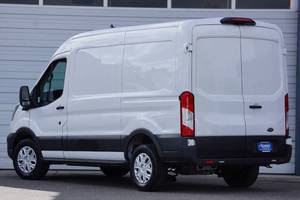 Ford E-Transit 350 350 3 portes SWB toit moyen, fourgon utilitaire d'occasion, années 2014 à 2023, à vendre - Product Image 2