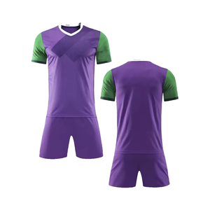 2024 vêtements de sport chemise rouge de Sublimation pour adultes à manches courtes avec un design de couleur orange clair et un uniforme de football court noir - Product Image 6
