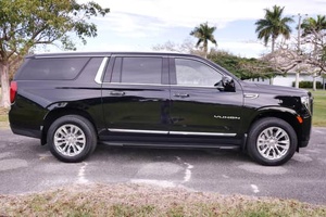 EXTREMADAMENTE LIMPIO, CON VOLANTE A LA DERECHA/IZQUIERDA, GM-C YUK-ON XL SLT 4X4 2022, MOTOR TURBODIÉSEL, TRACCIÓN EN LAS 4 RUEDAS, LISTO PARA ENTREGAR - Product Image 6