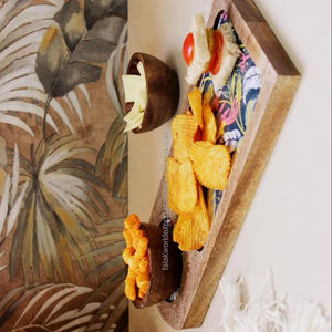 Plato de servicio de madera de acacia reversible multifuncional con asa Bandeja de madera Premium para bandeja de servicio de fiesta de FWE - Product Image 1