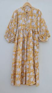 เดรสสั้นพิมพ์ลายดอกไม้ลำลองฤดูร้อนเดรสสั้นคอลึกทรงหลวมเชือกผูกเอวธรรมชาติ - Product Image 3