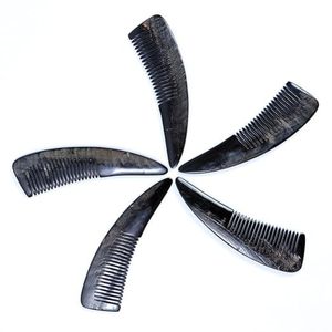 Noshahi Horn Enliven Peigne à cheveux en corne de bœuf naturel fabriqué à la main à l'étranger Peigne en corne de vache poli écologique fabriqué en Inde - Product Image 4
