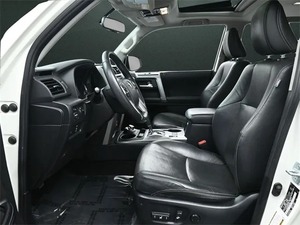 2019 para 4Runner Limited, Volante a la Izquierda, Emisión Euro IV, 5 Asientos - Product Image 3