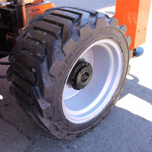 Plataforma Elevadora Articulada Autopropulsada JLG 600AJ de 60 pies, 90 pies y 140 pies, MUY BARATA, Buen Precio, Fácil de Manejar, para Construcción - Product Image 4