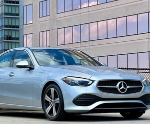 Mercedes-Benz Classe C Hybride Turbo 2024 d'occasion, gris foncé, conduite à gauche, sièges en cuir, système de navigation, sièges chauffants, automatique, R15 - Product Image 1