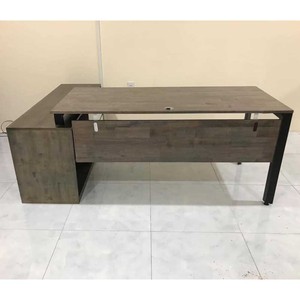 โต๊ะทำงานผู้บริหารระบบไตรแอน 180x160 ซม. ดีไซน์ร่วมสมัย ขาเหล็กทรงสามเหลี่ยม สำหรับใช้ในสำนักงานหรือที่บ้าน รุ่น HBTA022 - Product Image 6