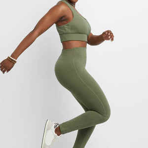 Venta caliente Sujetador deportivo para mujer para yoga Correr al aire libre Logotipo personalizado Ropa de gimnasio de moda Poliéster Algodón Tallas grandes disponibles - Product Image 5