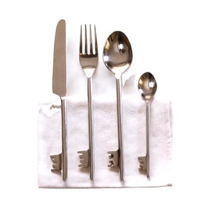 Ensemble de couverts de table en acier inoxydable, outil de cuisine en gros, tendance, bonne qualité, élégant, fait à la main - Product Image 4