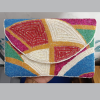 Pochette vintage bohème de créateur, ornée de perles faites à la main, motif écossais abstrait, fermeture à bouton, élégante, pour femme, idéale pour offrir