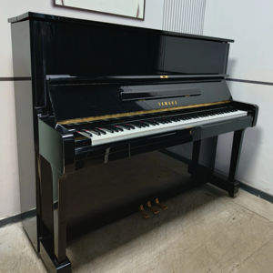 Piano Vertical Yamaha U1H 2082191, Bien Afinado y con Servicio Profesional, Calidad Garantizada, Usado, Ideal para Artistas 2061609 - Product Image 1