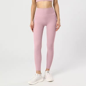 Pantalón de Yoga de LICRA ligero de alta calidad para mujer: transpirable, lavado, logotipo de encaje - Product Image 3